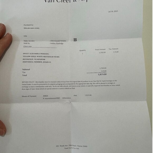 Van Cleef & Arpels Sweet Alhambra Mother of Pearl Pendant Necklace - Picture 8 of 10